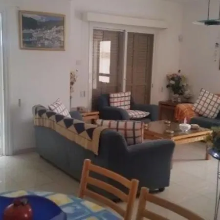 3-bedroom House Near The