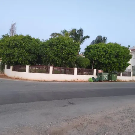 3-bedroom House Near The