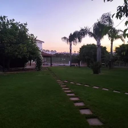 Σπίτι διακοπών 3-bedroom House Near The *