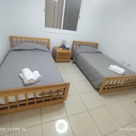 Casa de Férias 3-bedroom House Near The Paralimni