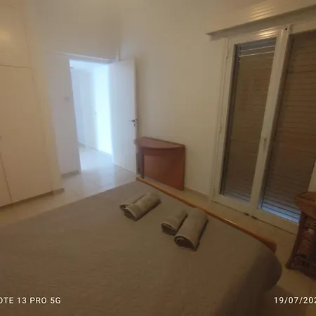 3-bedroom House Near The