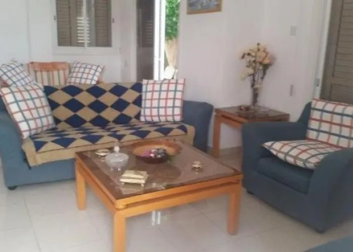 3-bedroom House Near The * Paralimni