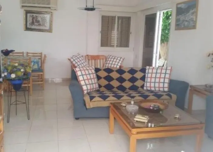 3-bedroom House Near The *