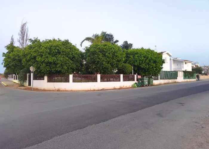 3-bedroom House Near The